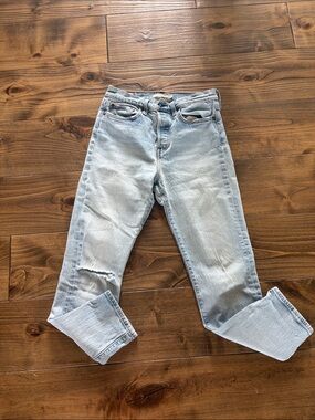 Levi's Premium Light Wash Wedgie Jeans- Size 27